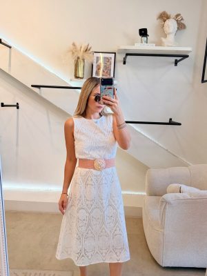 VESTIDO CORTE A CROCHET