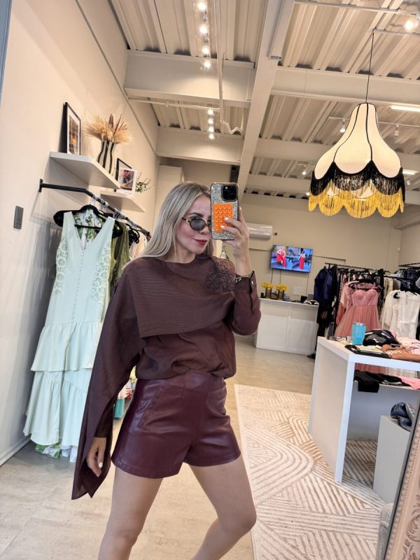 BLUSA APLICACIONES BROWN - Imagen 3