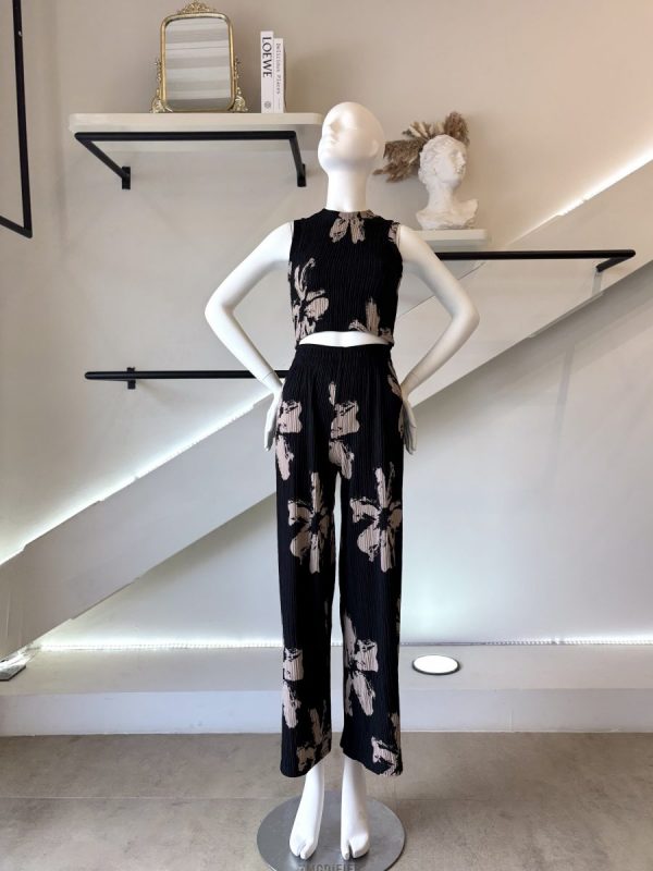 SET BLACK DAISY PLISADO - Imagen 6