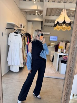 CONJUNTO BLACK CUELLO TORTUGA