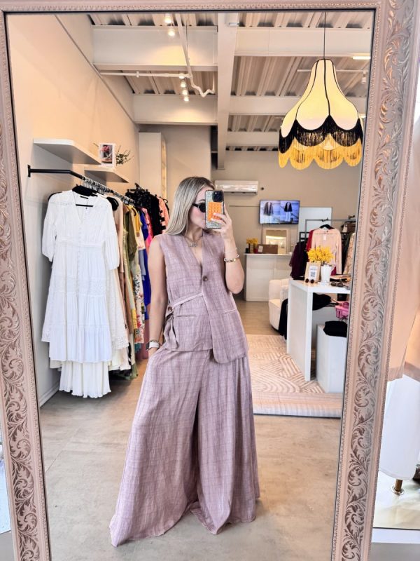CONJUNTO CHALECO WINE PINK - Imagen 3