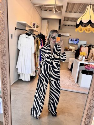 CONJUNTO BLAZER PRINT