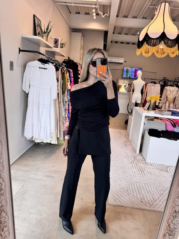 BLUSA OFF SHOULDER BLACK - Imagen 4