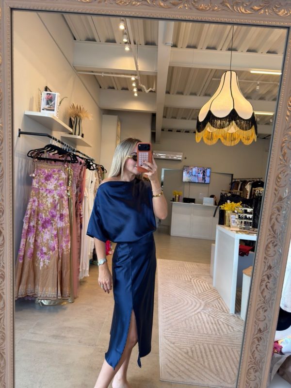 VESTIDO SATIN MIDI BLUE - Imagen 2