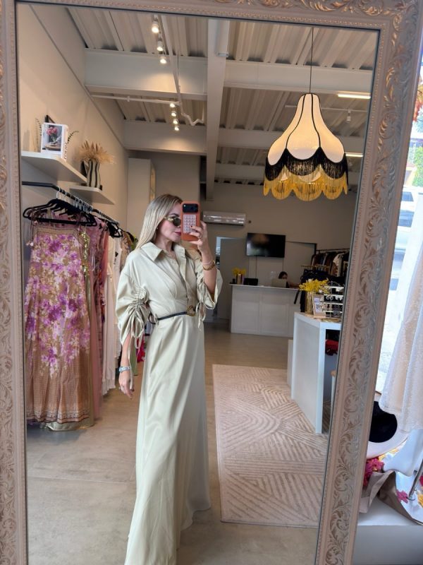 VESTIDO LARGO TAUPE CON CINTO - Imagen 2
