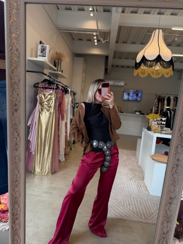 PANTALÓN SATIN BURGUNDY - Imagen 4