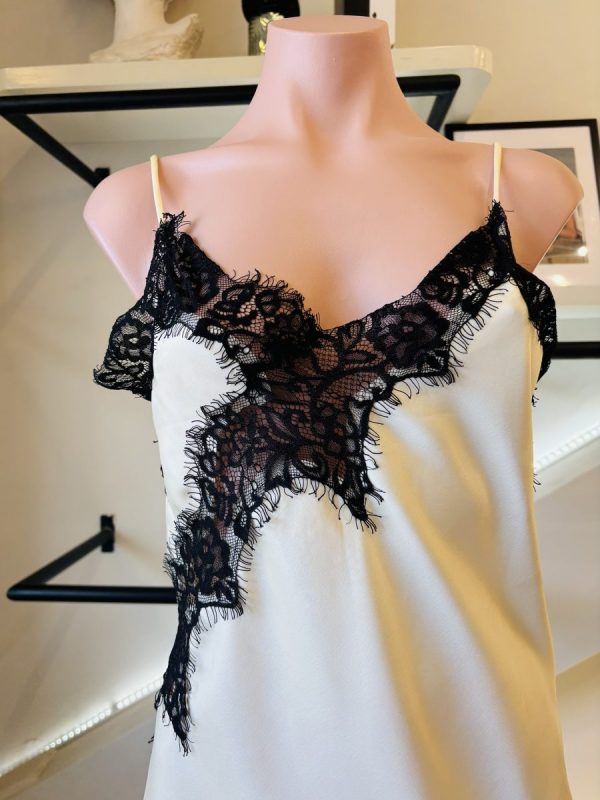 BLUSA ASIMETRICA BLACK WHITE - Imagen 3