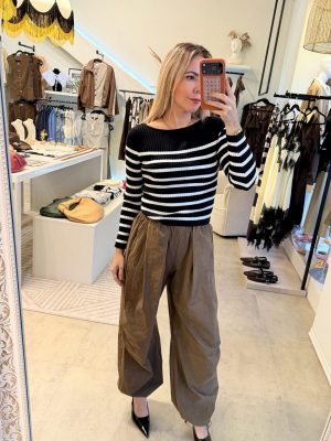 BLUSA BASICA LINES BLACK