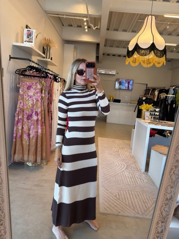 VESTIDO CUELLO ALTO  LINES BROWN - Imagen 3