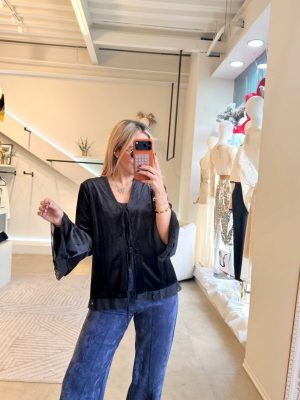 BLUSA VELVET MOÑO