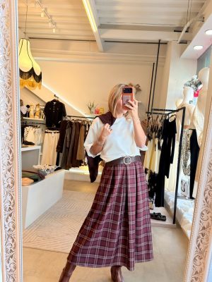 FALDA BURGUNDY CUADROS