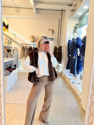 CHALECO EFECTO PELO BROWN