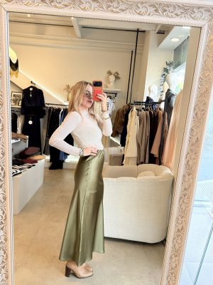 FALDA SATIN OLIVE GREEN