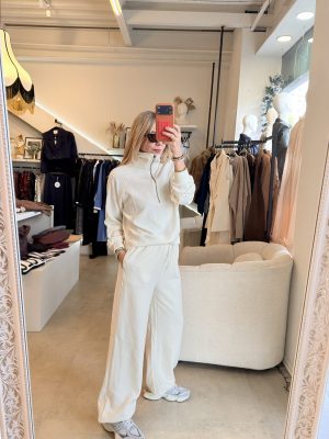 CONJUNTO COMFY WHITE