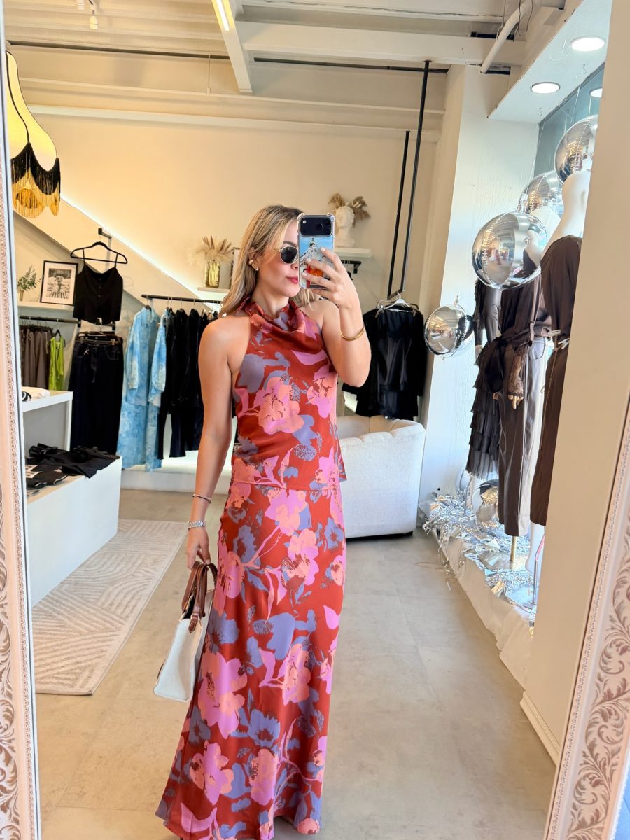 CONJUNTO HALTER FLORES FALDA - Imagen 3