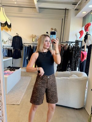 BERMUDA ANIMAL PRINT