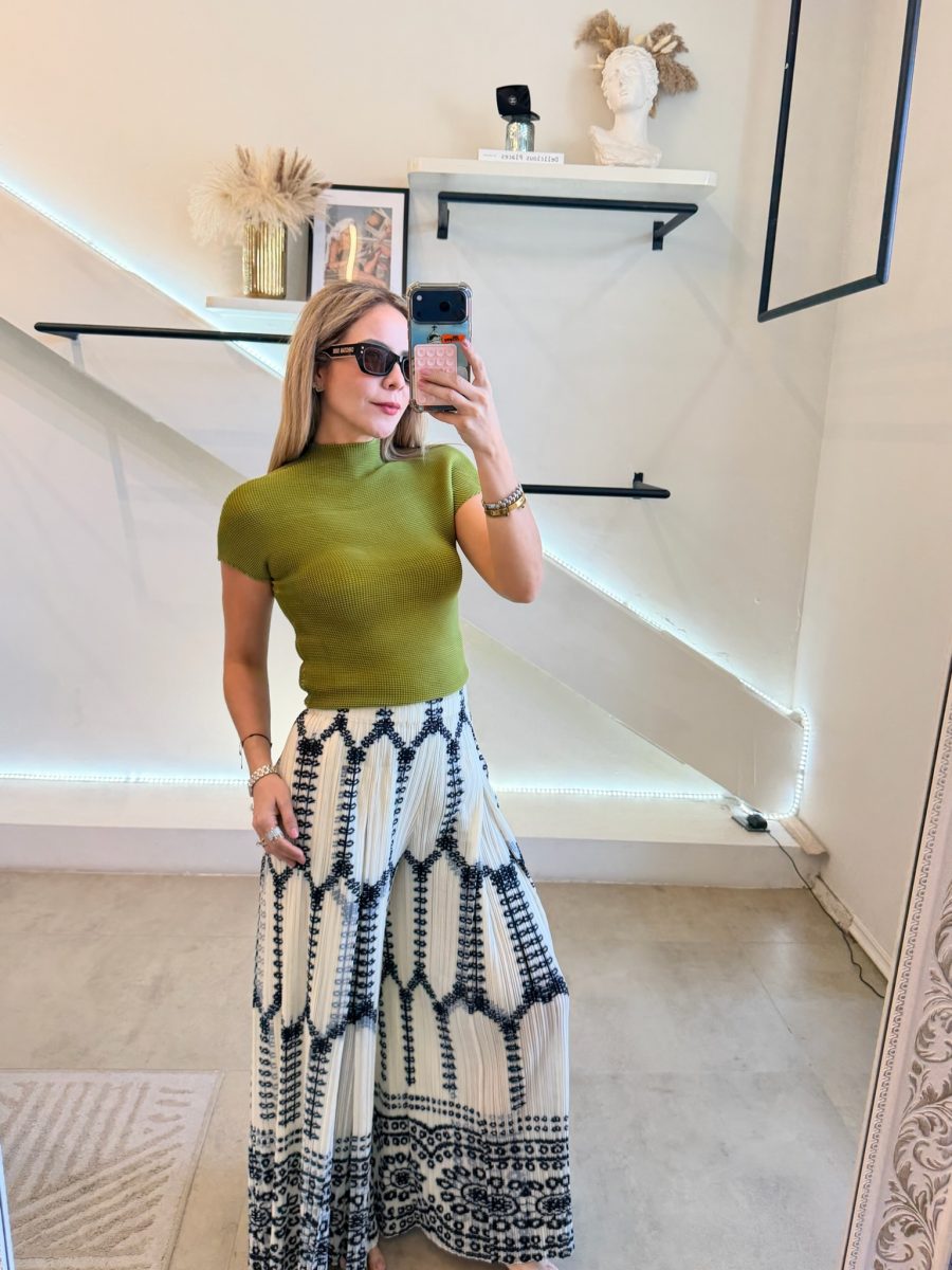 BLUSA VERDE ESPAÑOLA