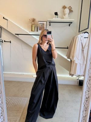 BLUSA BLACK ASIMÉTRICA LACE