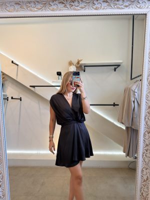 VESTIDO CORTO BLACK SATIN