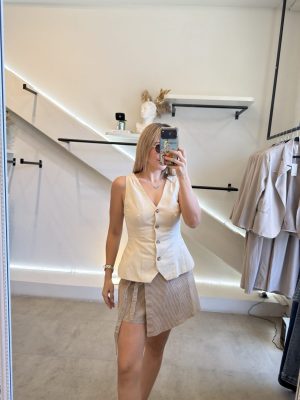 SHORT FALDA RAYAS