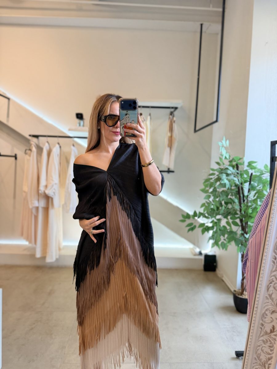 VESTIDO BICOLOR FLECOS BROWN BLACK - Imagen 4