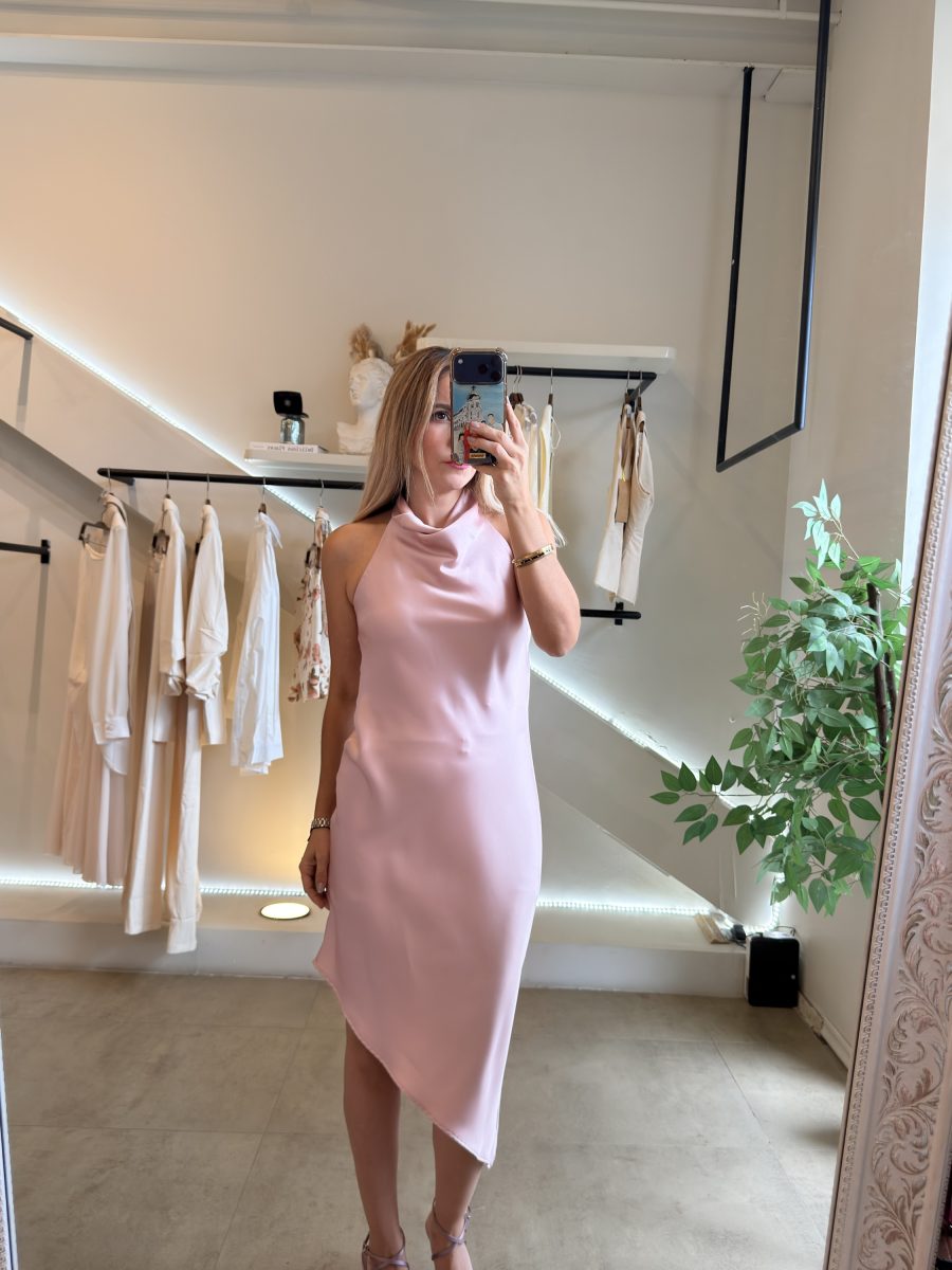 VESTIDO PINK HALTER ASIMÉTRICO - Imagen 4