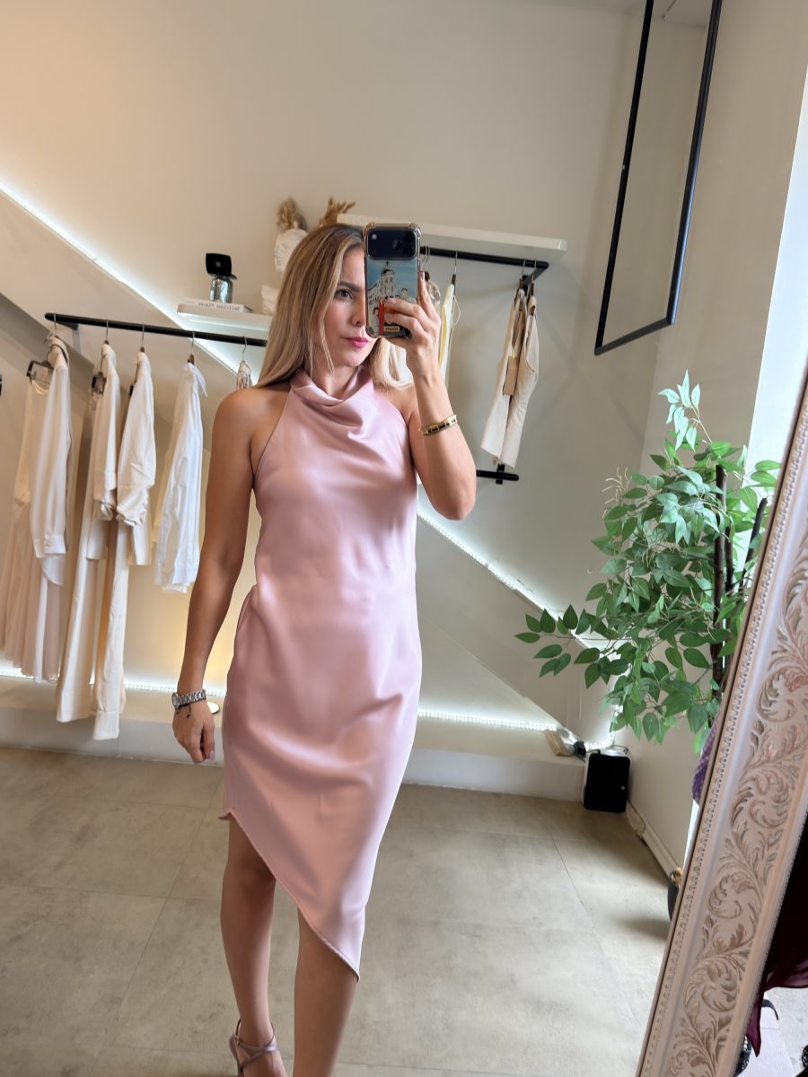 VESTIDO PINK HALTER ASIMÉTRICO - Imagen 2