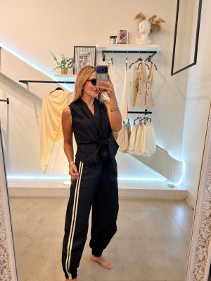JOGGER LINES BLACK WHITE