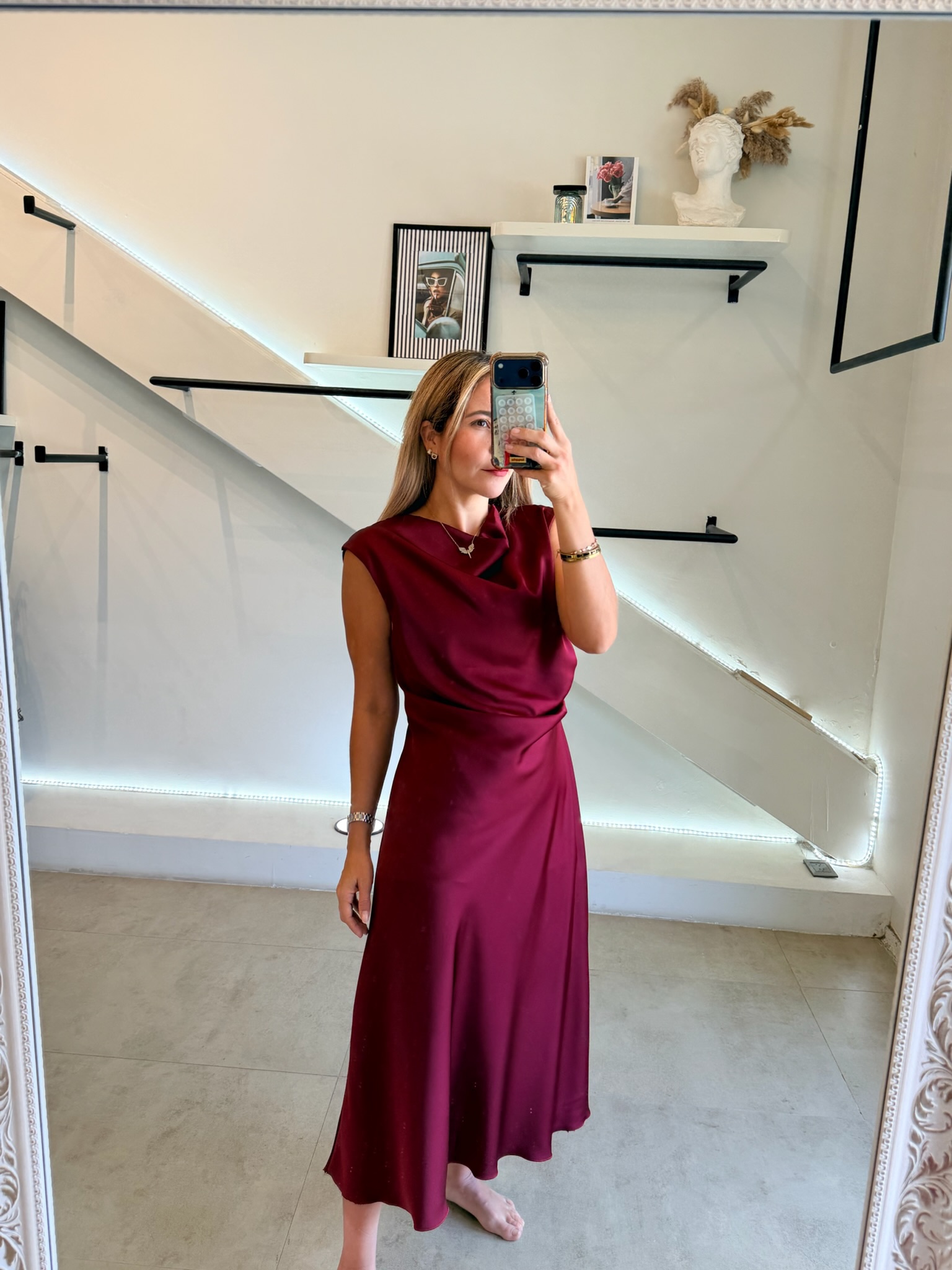 VESTIDO SATIN ITALIANO BURGUNDY - Imagen 5