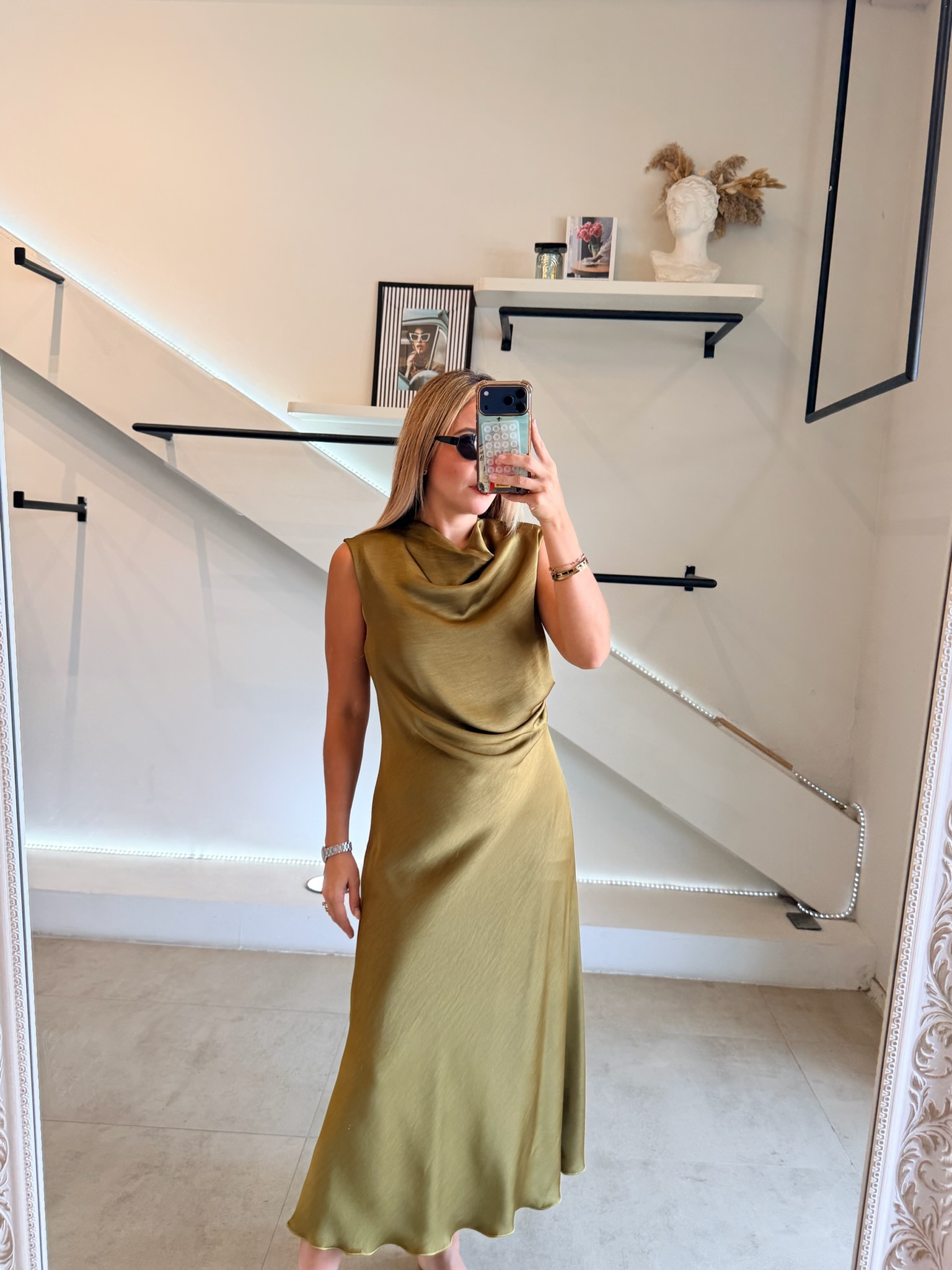 VESTIDO SATIN ITALIANO GREEN - Imagen 3