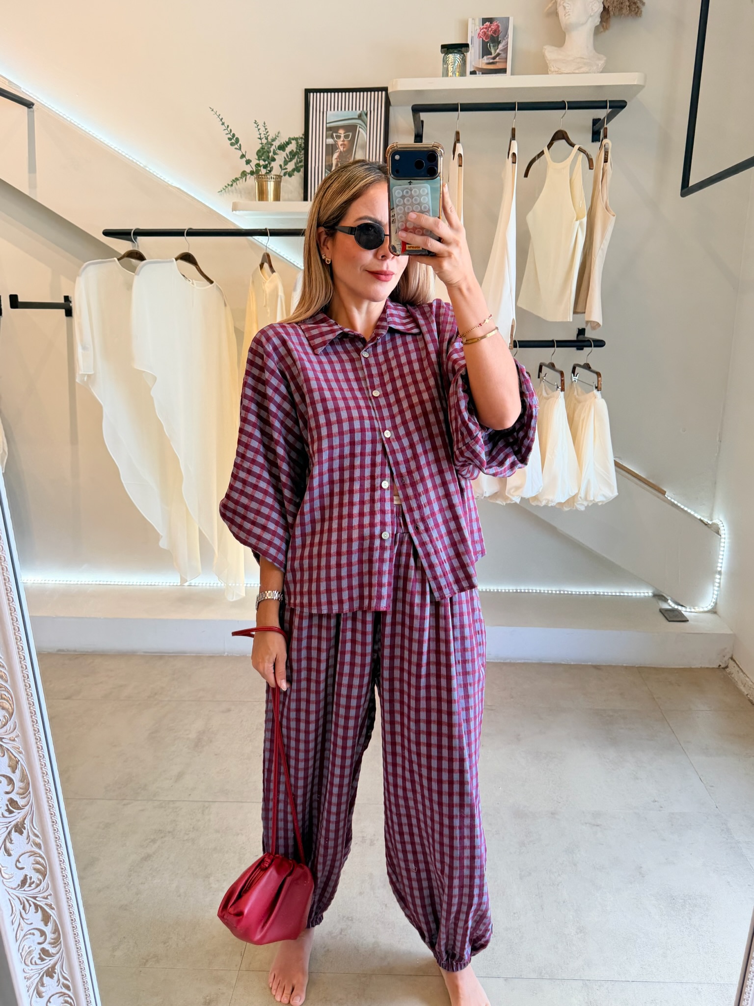 CONJUNTO PANTALON CUADROS BURGUNDY - Imagen 5