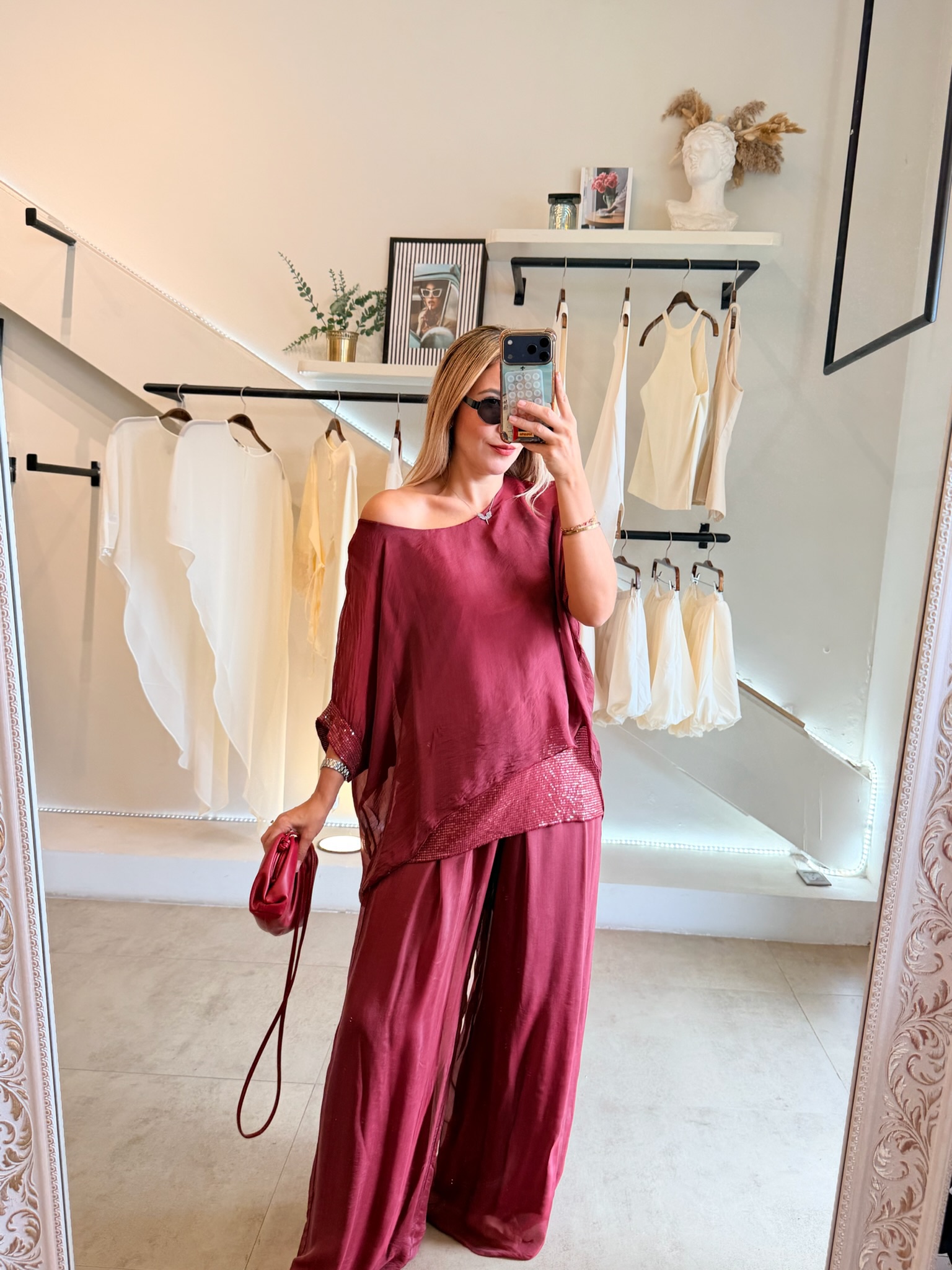 CONJUNTO SEDA ITALIANA BURGUNDY - Imagen 4