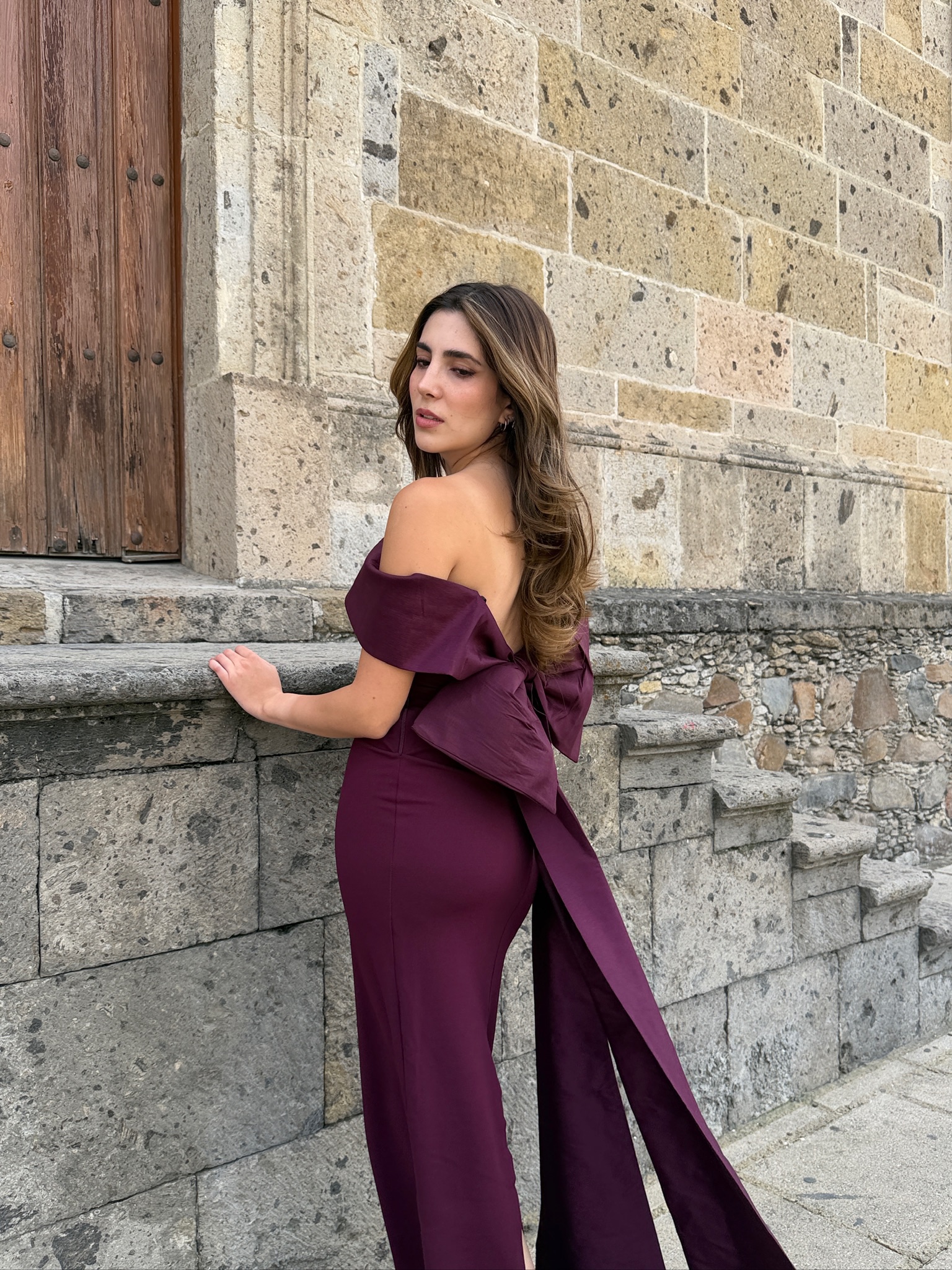 VESTIDO BURGUNDY MOÑO - Imagen 5