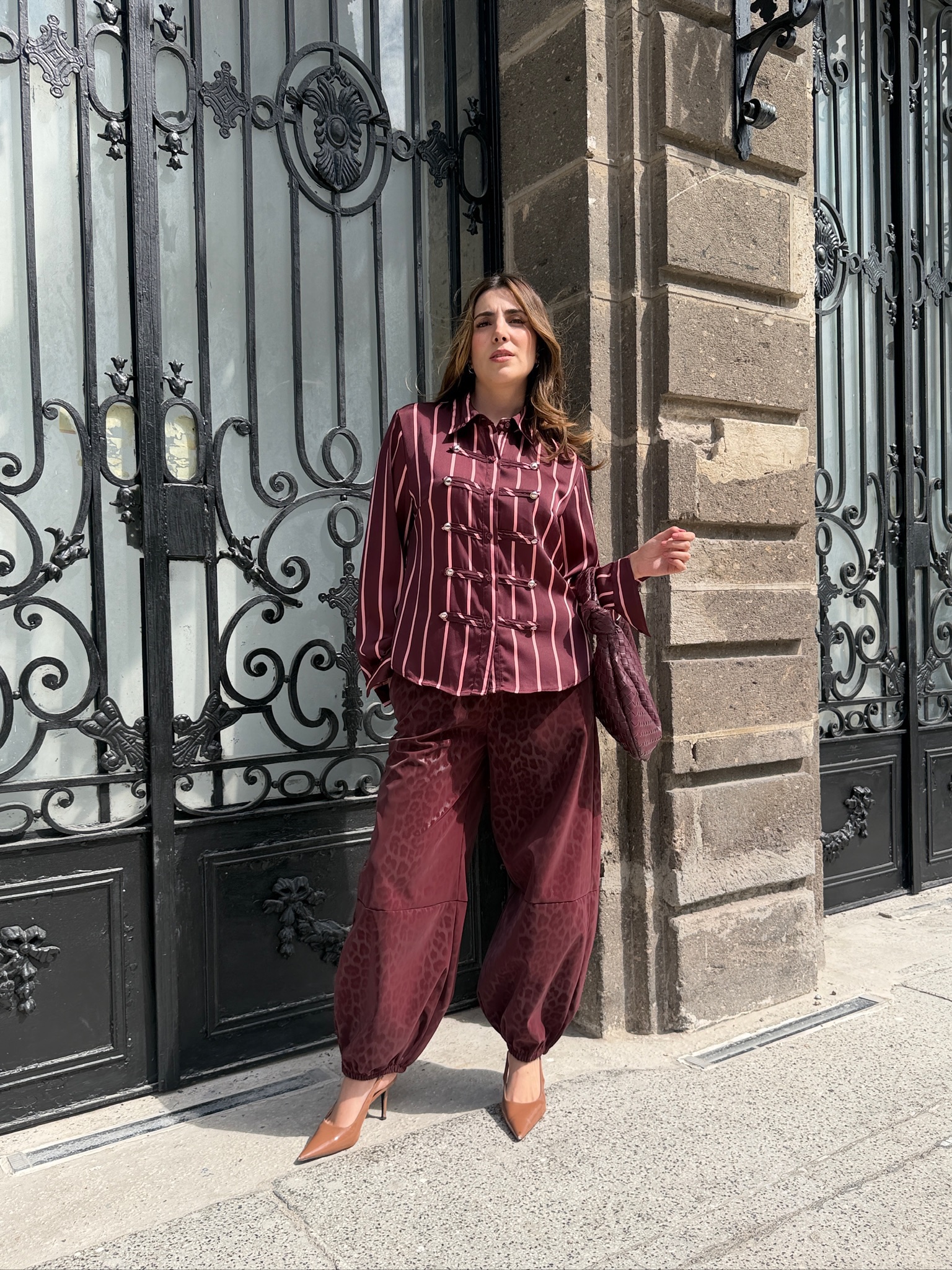 PANTALÓN BURGUNDY PRINT - Imagen 3
