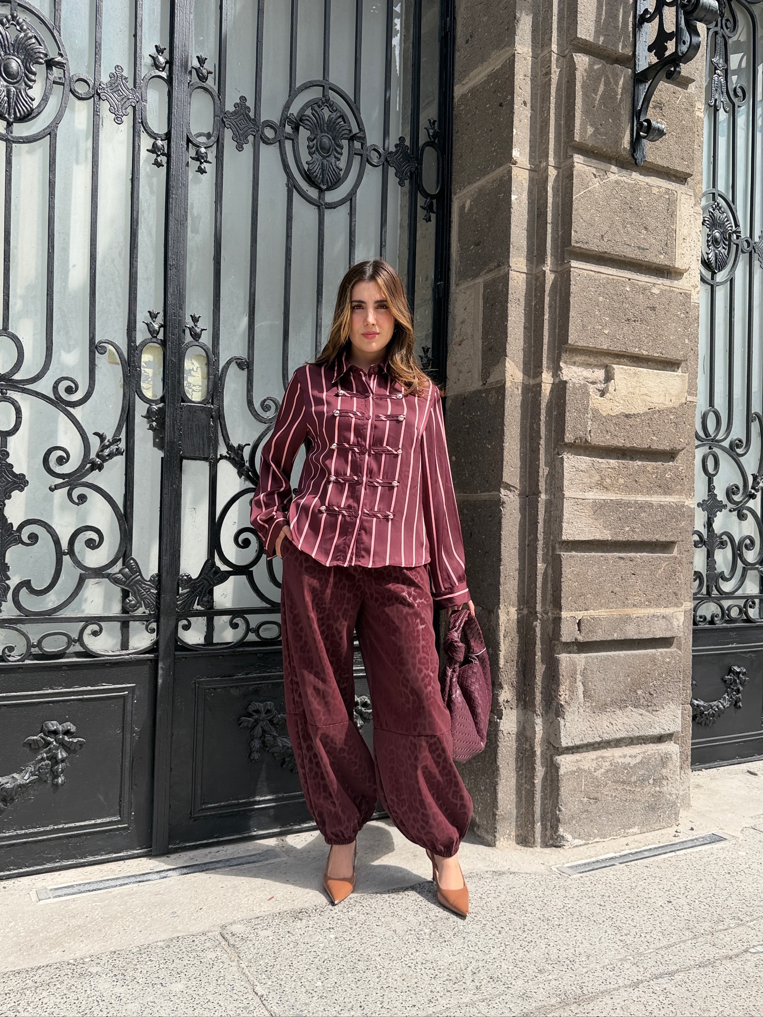 PANTALÓN BURGUNDY PRINT - Imagen 4